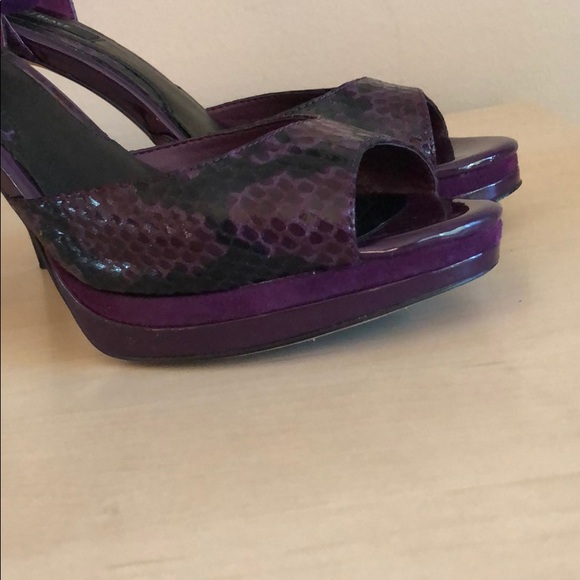 White House black market peep toe sexy pumps 9.5M - Picture 8 of 8